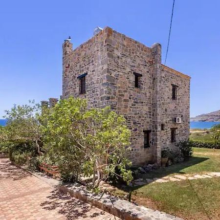 Traditional Stone House By The Sea... Kapetanianá المظهر الخارجي الصورة