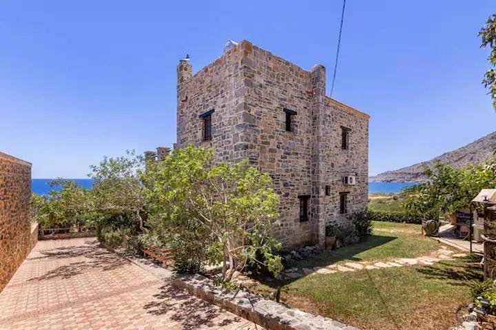Traditional Stone House By The Sea... Kapetanianá المظهر الخارجي الصورة